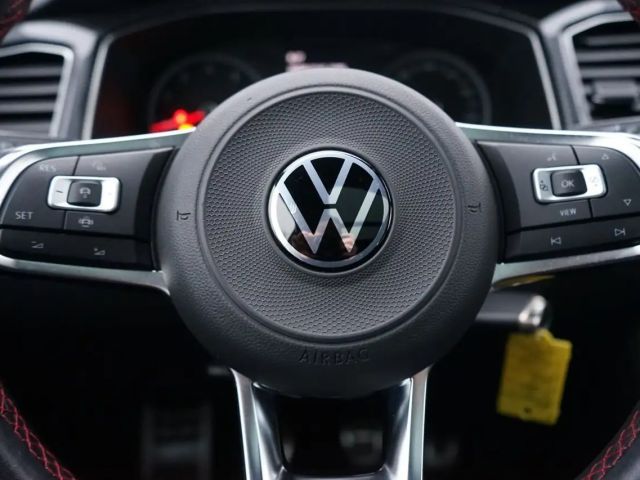 Volkswagen T-Roc 1.5 TSI Sport