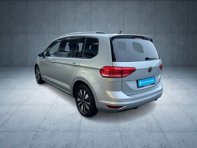 Volkswagen Touran 1.5 TSI DSG Move