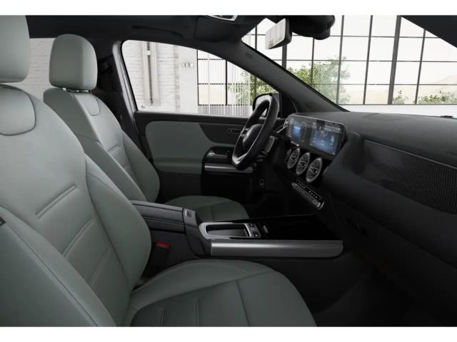 Mercedes-Benz GLA 200 AMG Line