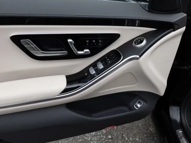 Mercedes-Benz S 350 4MATIC S 350 d Sedan