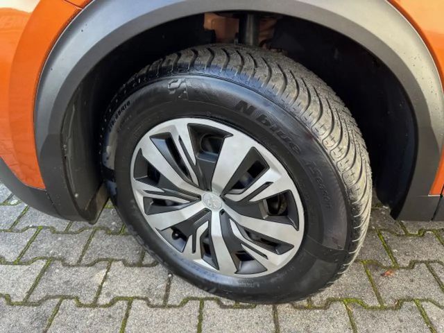 Peugeot E-2008 Active Pack