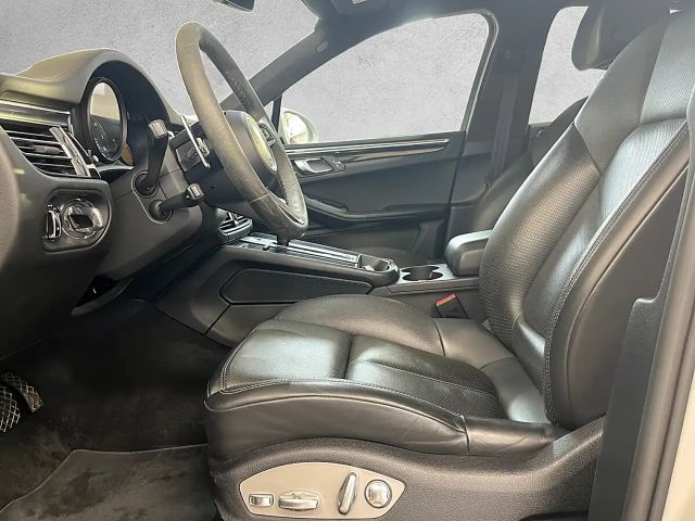 Porsche Macan 2.0T PDK