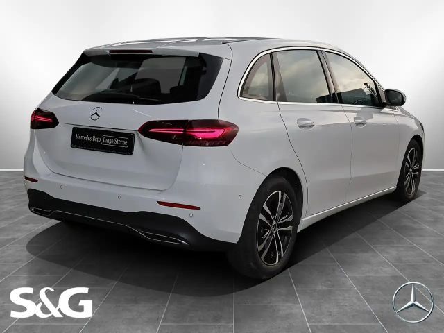 Mercedes-Benz B 200 DISTRONIC+TOTWINKEL+360°+MBUX+LED+17 ZOLL