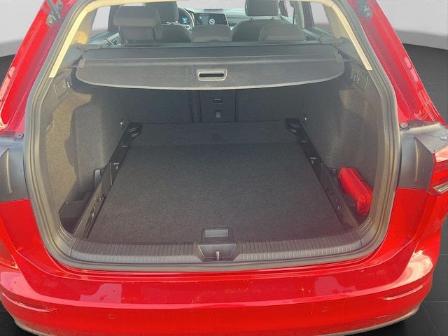 Volkswagen Golf 1.5 TSI Life Variant