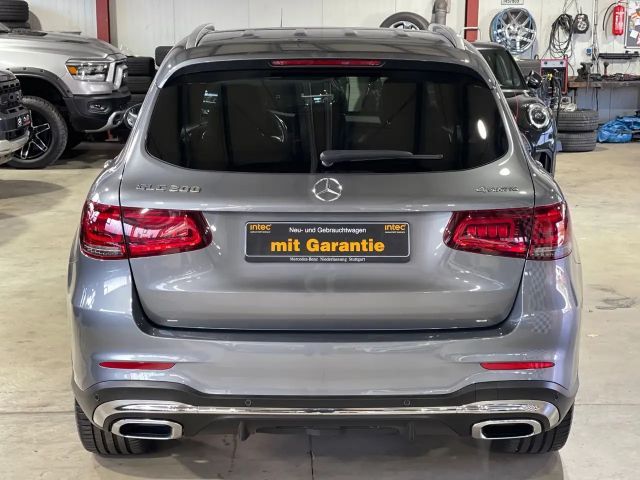 Mercedes-Benz GLC 200 AMG Line