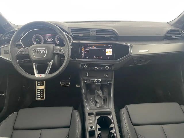 Audi Q3 45 TFSI Hybride S-Line