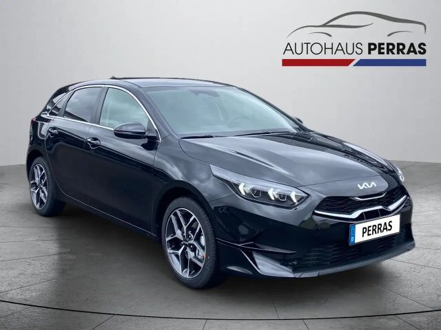 Kia Ceed CEED 1.5T 48V DCT 140 ULTIMATE Style 17'' LM, Appl