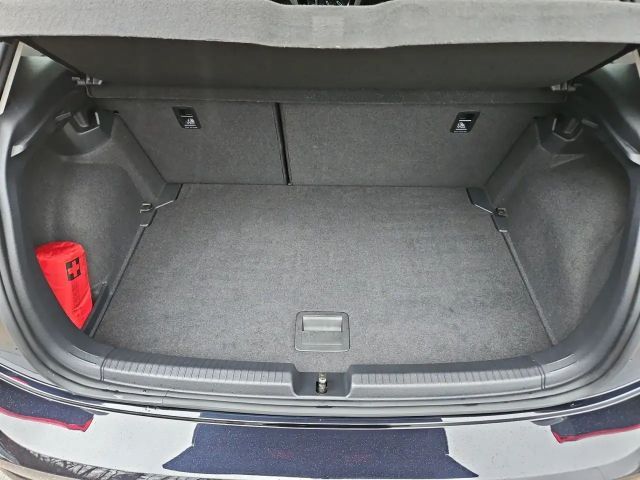 Volkswagen Polo 1.0 TSI DSG Style