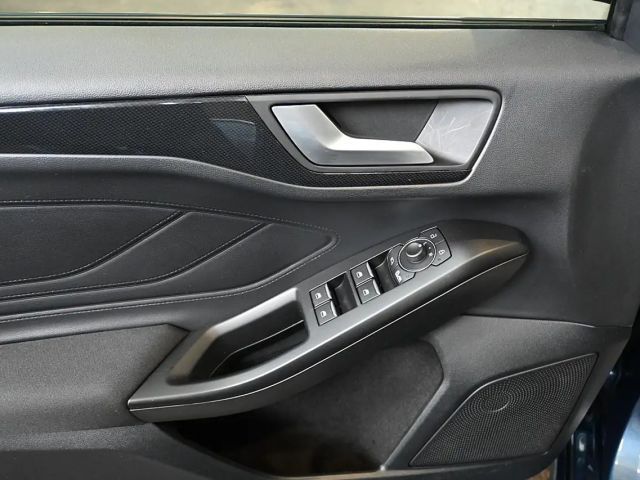 Ford Focus EcoBoost ST Line