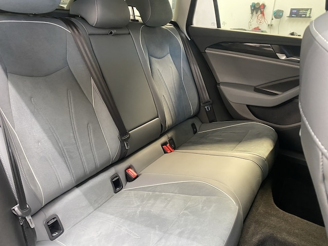 Volkswagen Passat 2.0 TDI Business DSG Variant