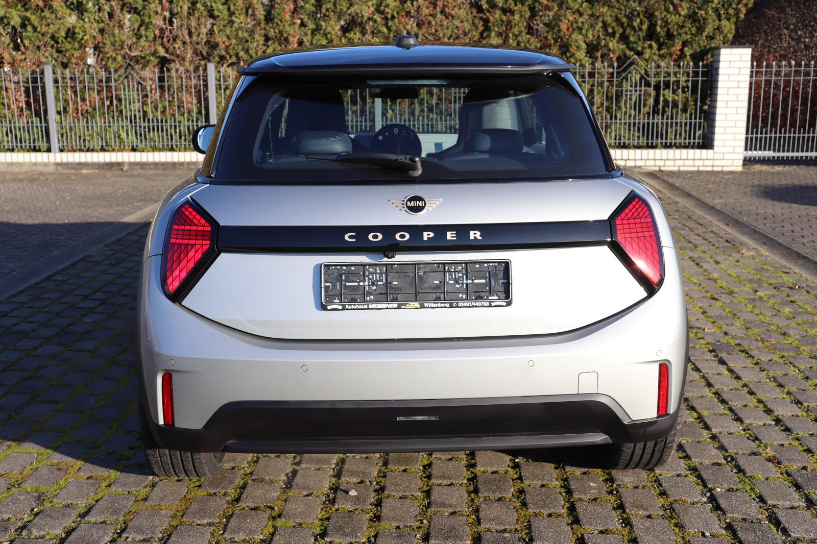 MINI Cooper Favoured John Cooper Works