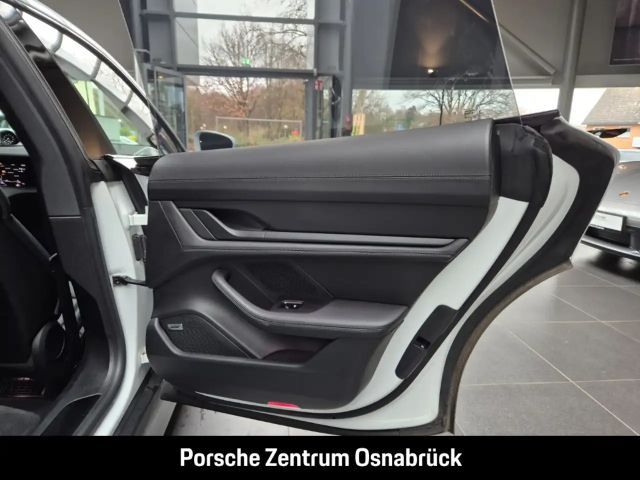 Porsche Taycan 4S