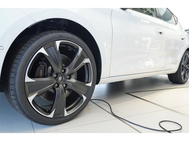 Cupra Leon 2.0 TSI VZ