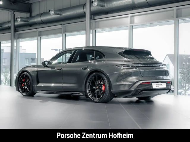 Porsche Taycan GTS Sport Turismo