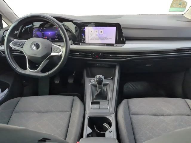 Volkswagen Golf 1.5 TSI Variant