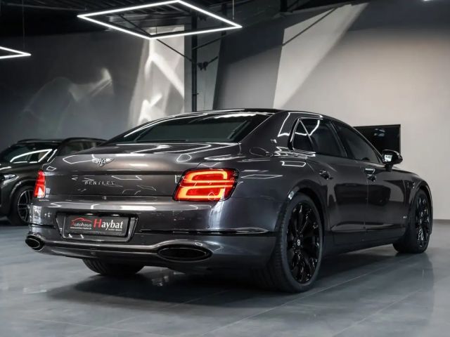 Bentley Flying Spur W12