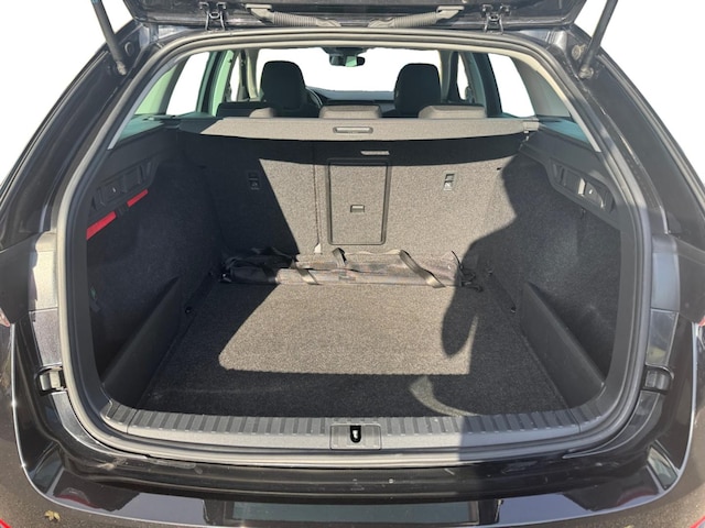 Skoda Octavia 2.0 TDI Combi Style Style