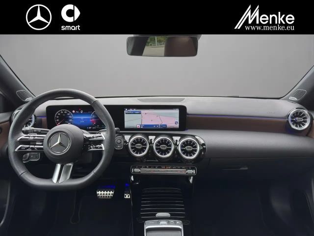 Mercedes-Benz A 200 AMG Line