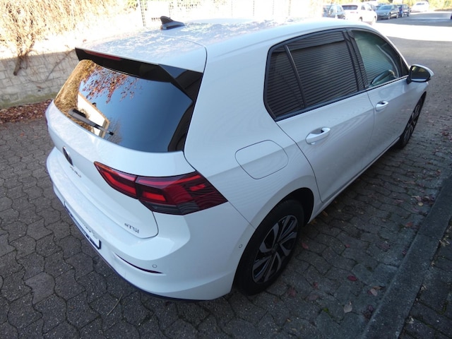 Volkswagen Golf 1.5 eTSI DSG Golf VIII