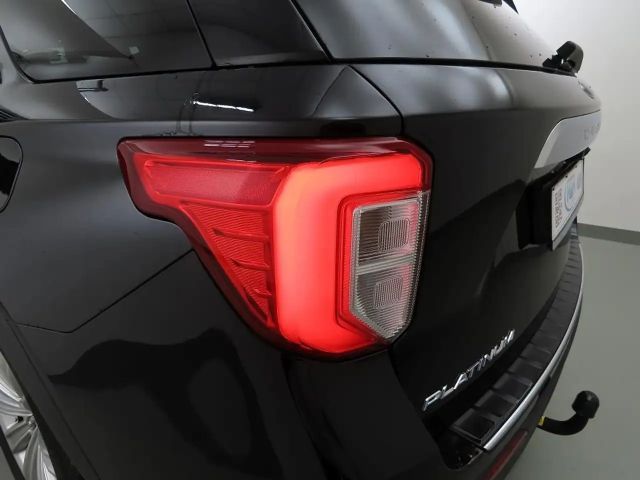 Ford Explorer Platinum Plug in Hybrid