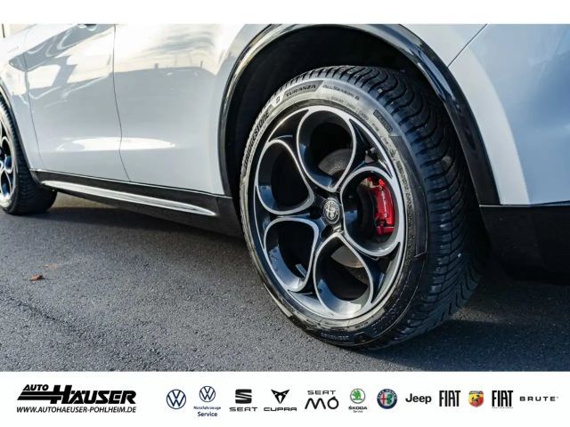 Alfa Romeo Stelvio AT8 Q4 Turbo Veloce