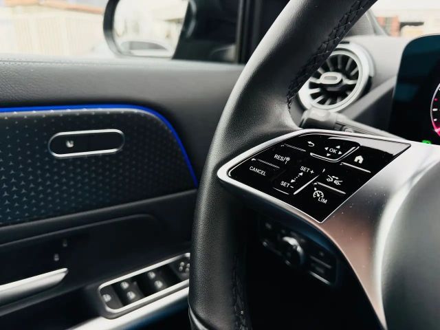 Mercedes-Benz GLA 180 Progressive