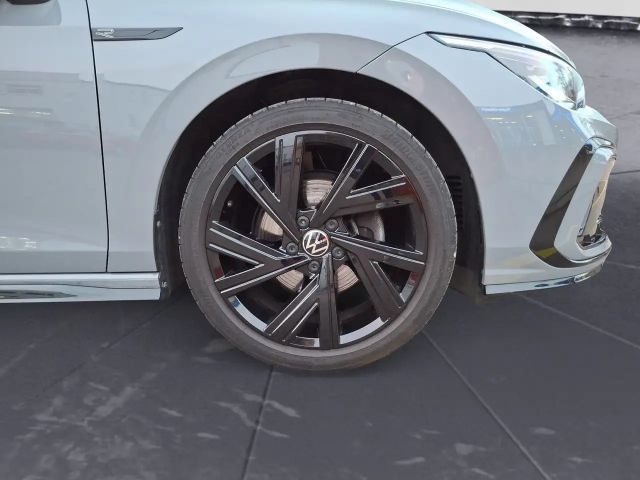 Volkswagen Golf 1.5 TSI R-Line