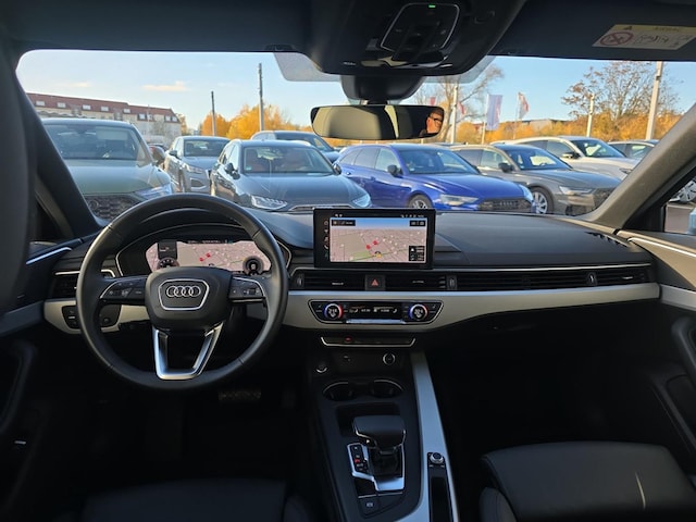 Audi A4 35 TFSI Avant S-Line S-Tronic