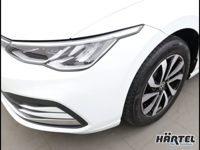 Volkswagen Golf 1.5 eTSI DSG