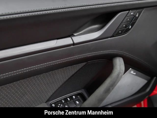 Porsche 992 4 Cabrio Carrera GTS