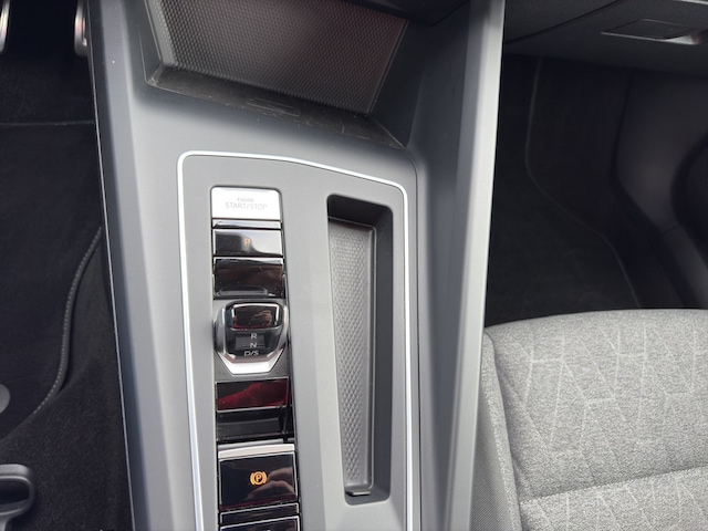 Volkswagen Golf 1.5 eTSI DSG Golf VIII Move