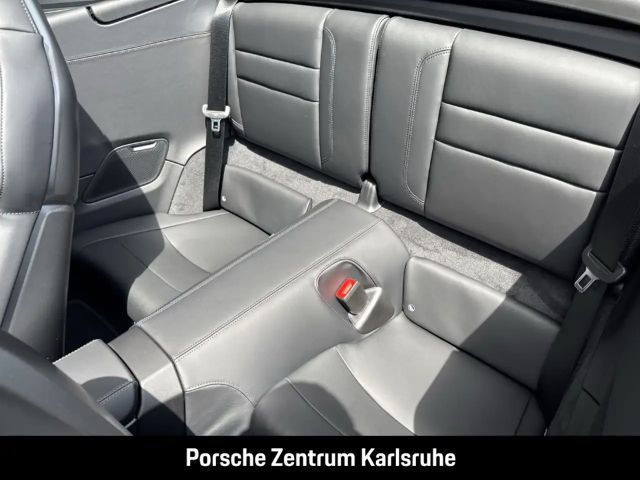 Porsche 992 Cabrio Carrera GTS