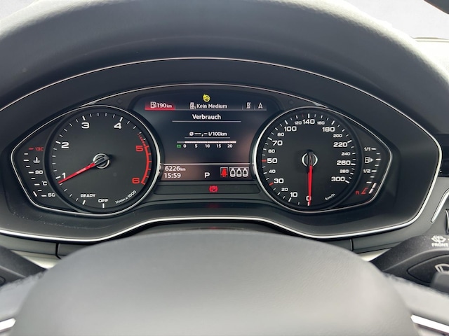 Audi A4 30 TDI S-Tronic Sedan