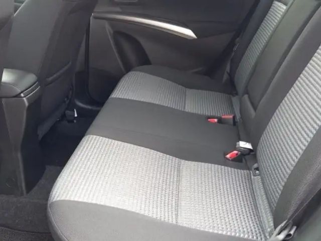 Suzuki S-Cross Hybrid