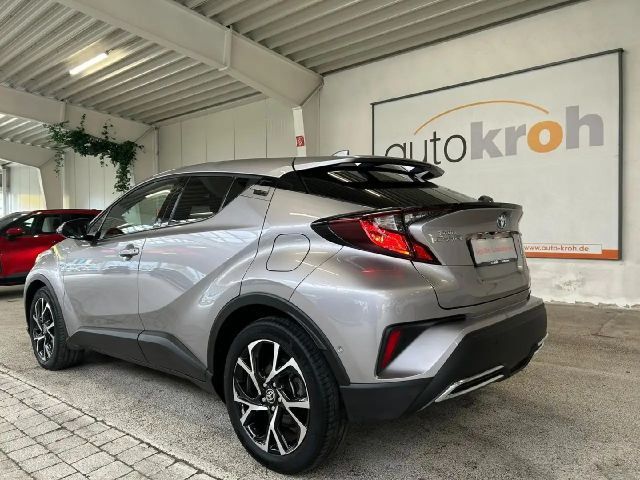 Toyota C-HR Hybride Team D