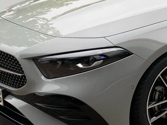 Mercedes-Benz A 200 AMG Line