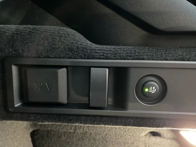 BMW 330 330e M-Sport Touring