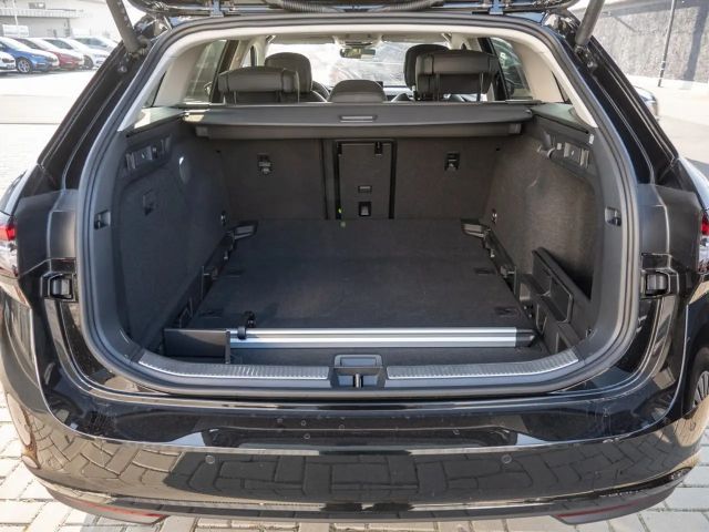 Skoda Superb 2.0 TDI Combi Selection