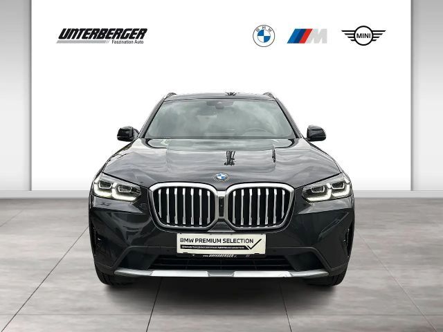 BMW X3 xDrive30i