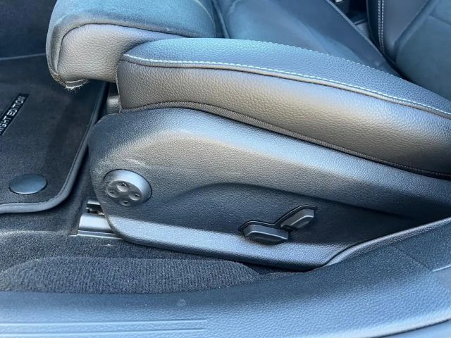 Mercedes-Benz E 220 AMG Line E 220 d Estate