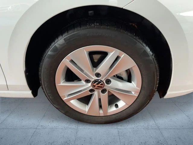 Volkswagen Golf 1.0 TSI Life Variant