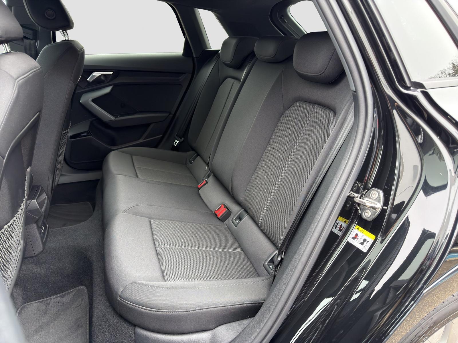 Audi A3 35 TFSI Sedan