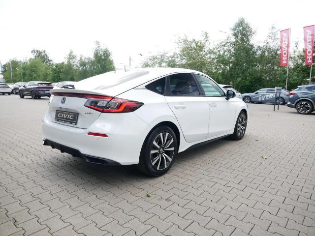 Honda Civic 2.0 Elegance Hybrid i-MMD