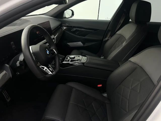 BMW 540 540d M-Sport Touring xDrive