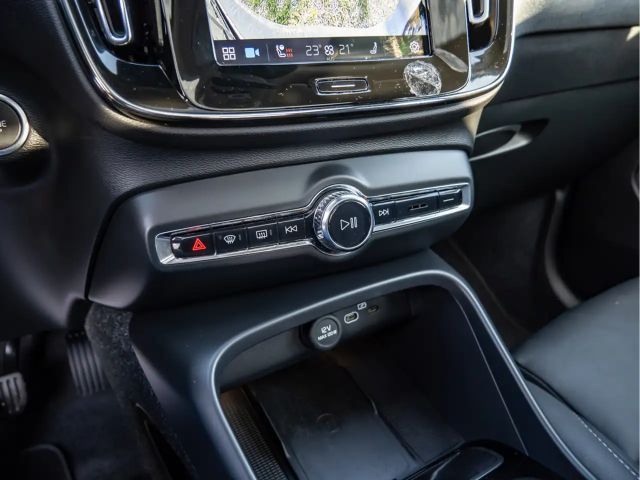 Volvo XC40 Dark Plus