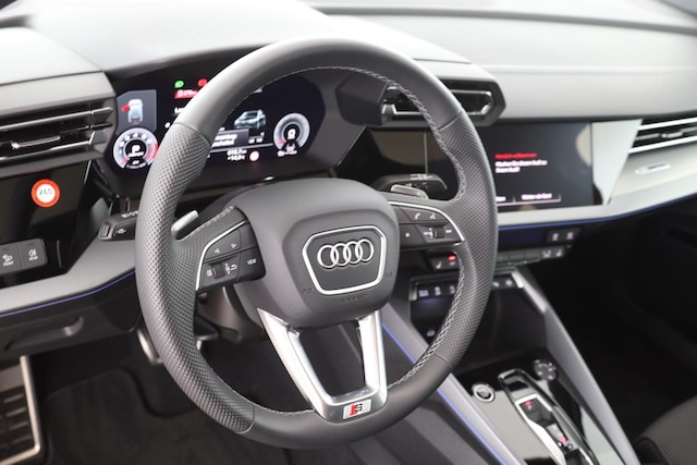 Audi A3 35 TFSI S-Line S-Tronic Sportback