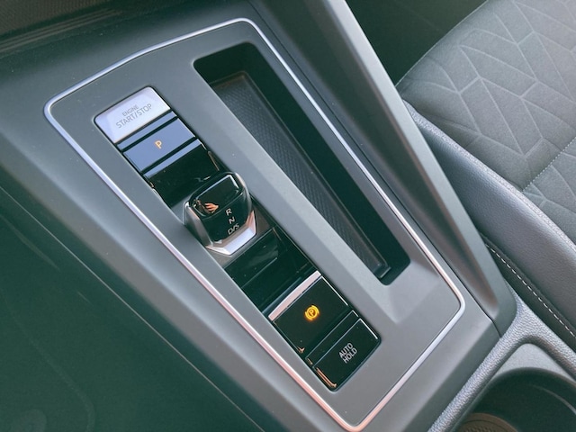 Volkswagen Golf 2.0 TDI DSG Variant