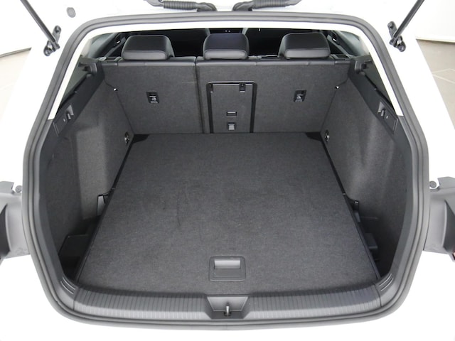 Volkswagen Golf 1.5 TSI Golf VIII Variant