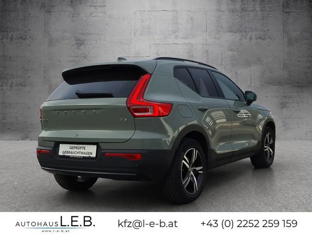 Volvo XC40 Dark Plus