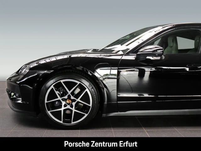 Porsche Taycan Performance Plus